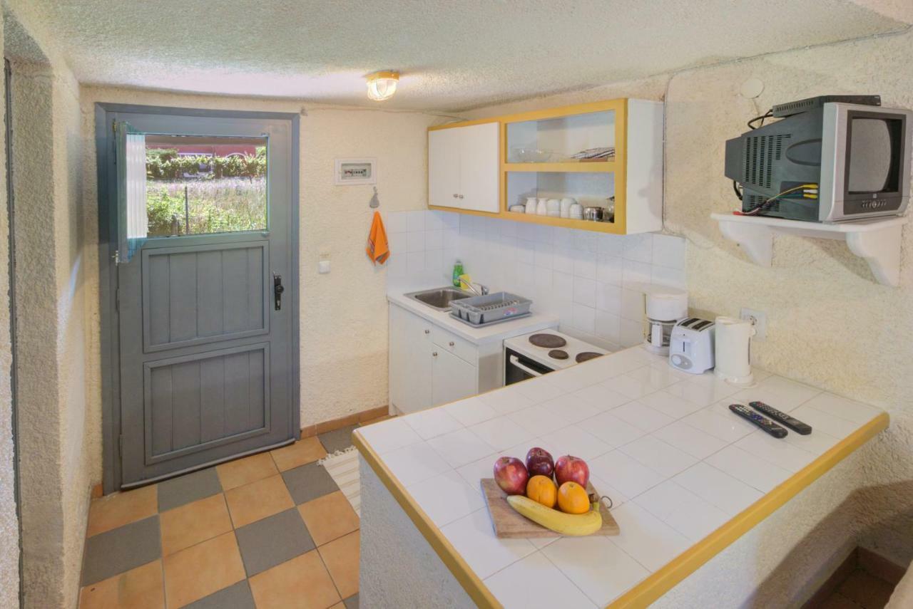 Lefkes Apartments Acharavi  Ngoại thất bức ảnh